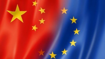 Aiuti della Cina all'Unione Europea : Un nuovo equilibrio di potere fra Oriente e Occidente ?