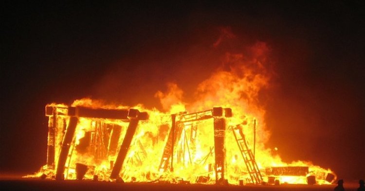 Montée du Front national : « Notre maison commune brûle et nous regardons ailleurs ! »