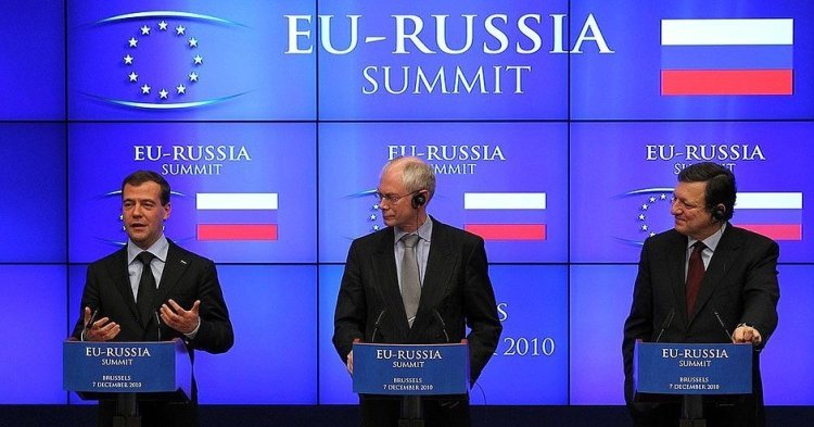 15 ans de relations UE – Russie : une histoire de jeux de pouvoirs ?