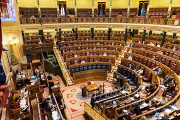Les députés espagnols votent la légalisation de l'euthanasie 