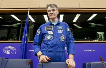Protecting and viewing the planet from the space : an interview with astronaut Paolo Nespoli